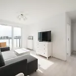 Ursus Homely Apartment