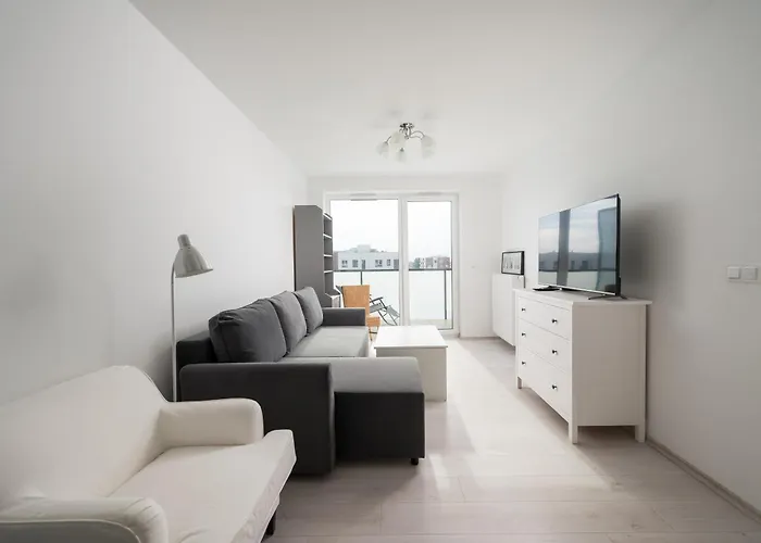 Ursus Homely Apartment